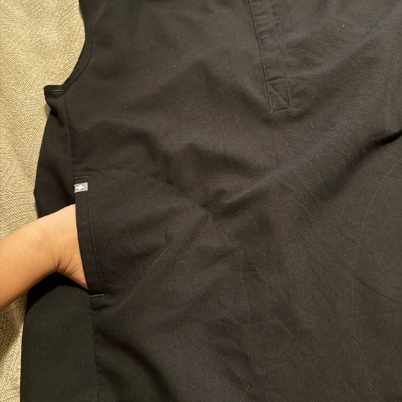 Figs Scrub Top - Picture 4 of 4